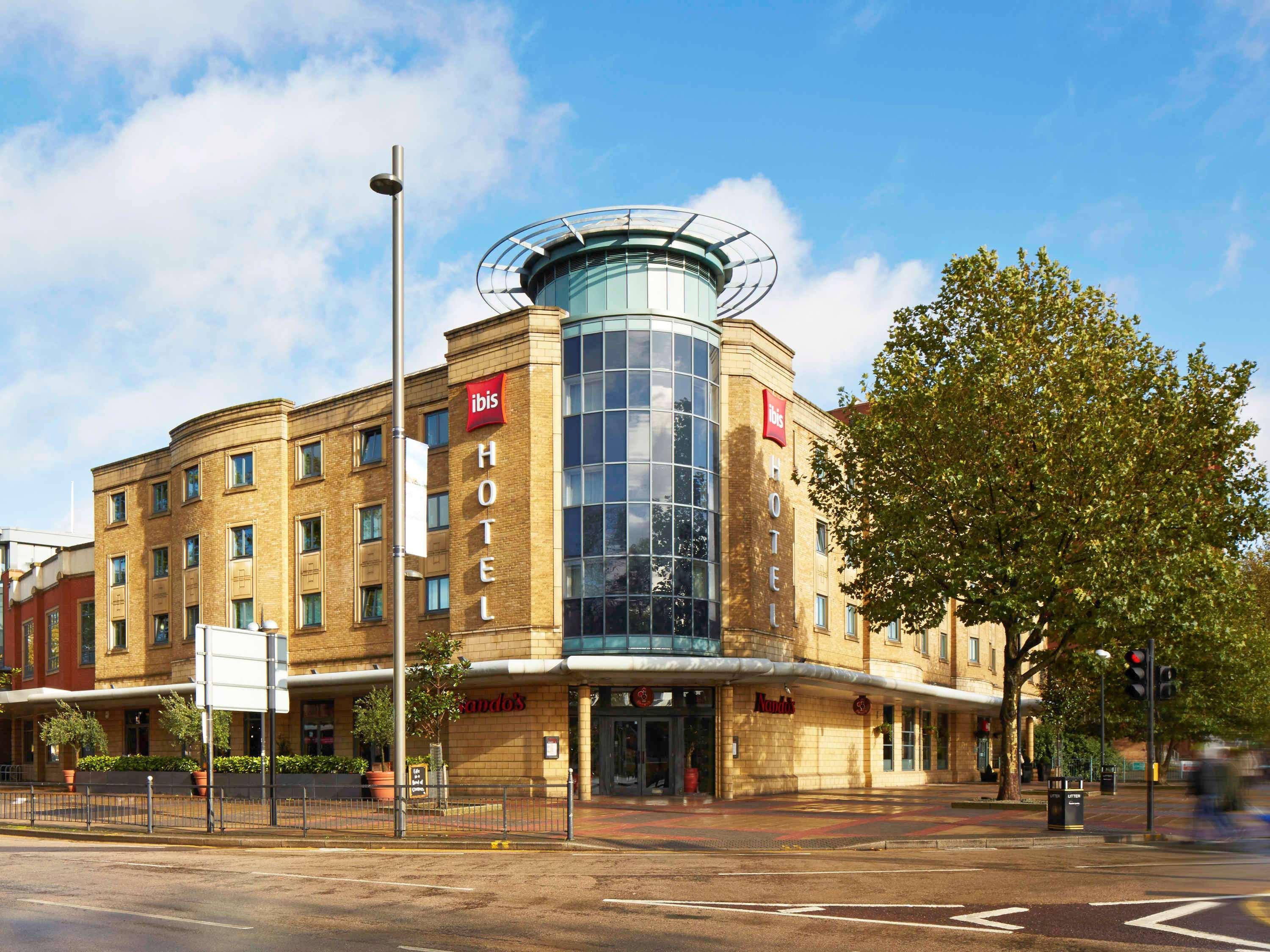 Hotel Ibis London Stratford Exterior foto